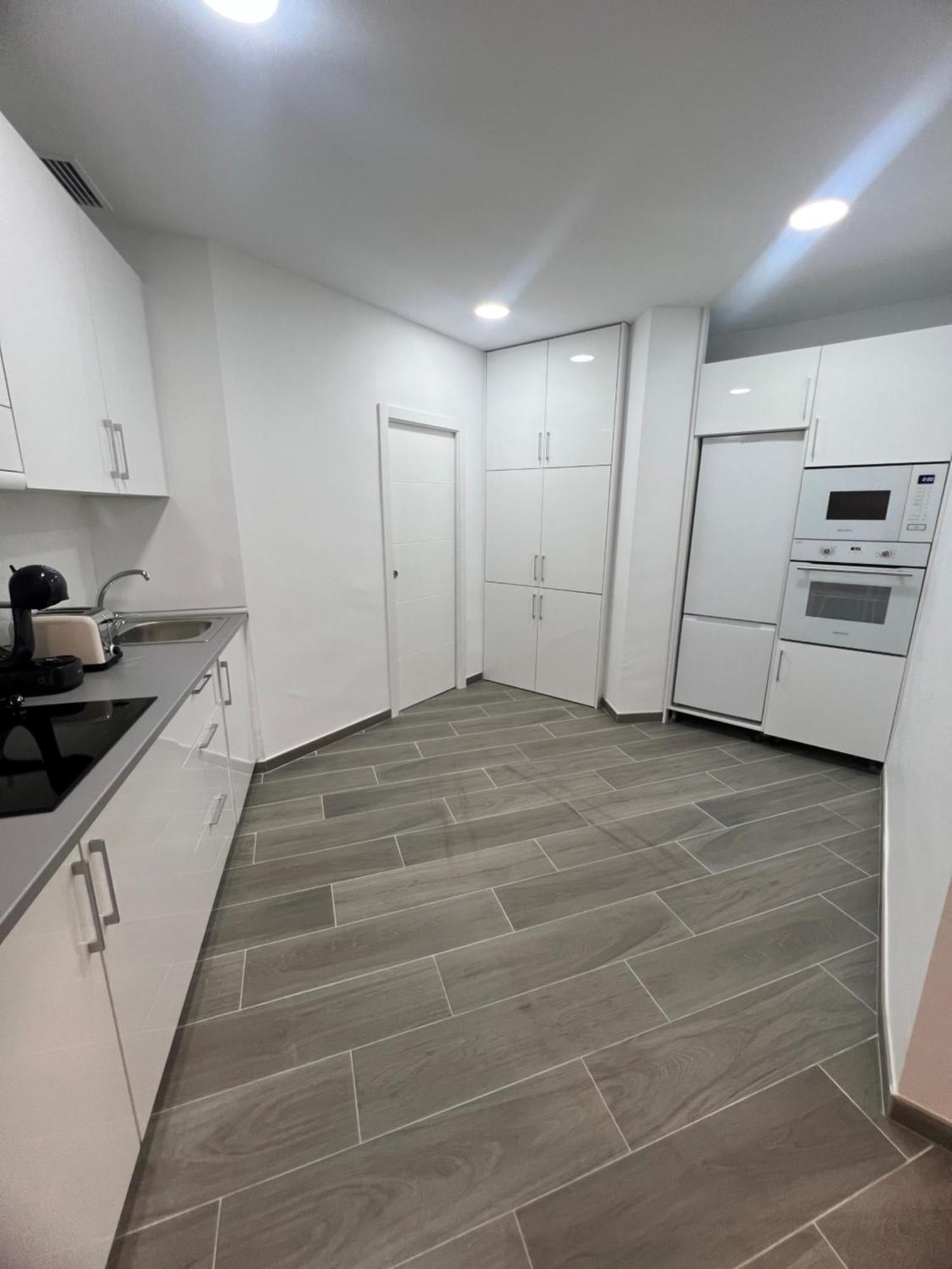 Apartamentos Montalvo Metropolis D Торремолинос Экстерьер фото